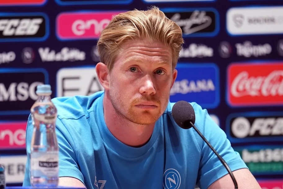 重创!曼城7000万中卫赛季报销+无缘世界杯,剩2中卫欲急购英国脚