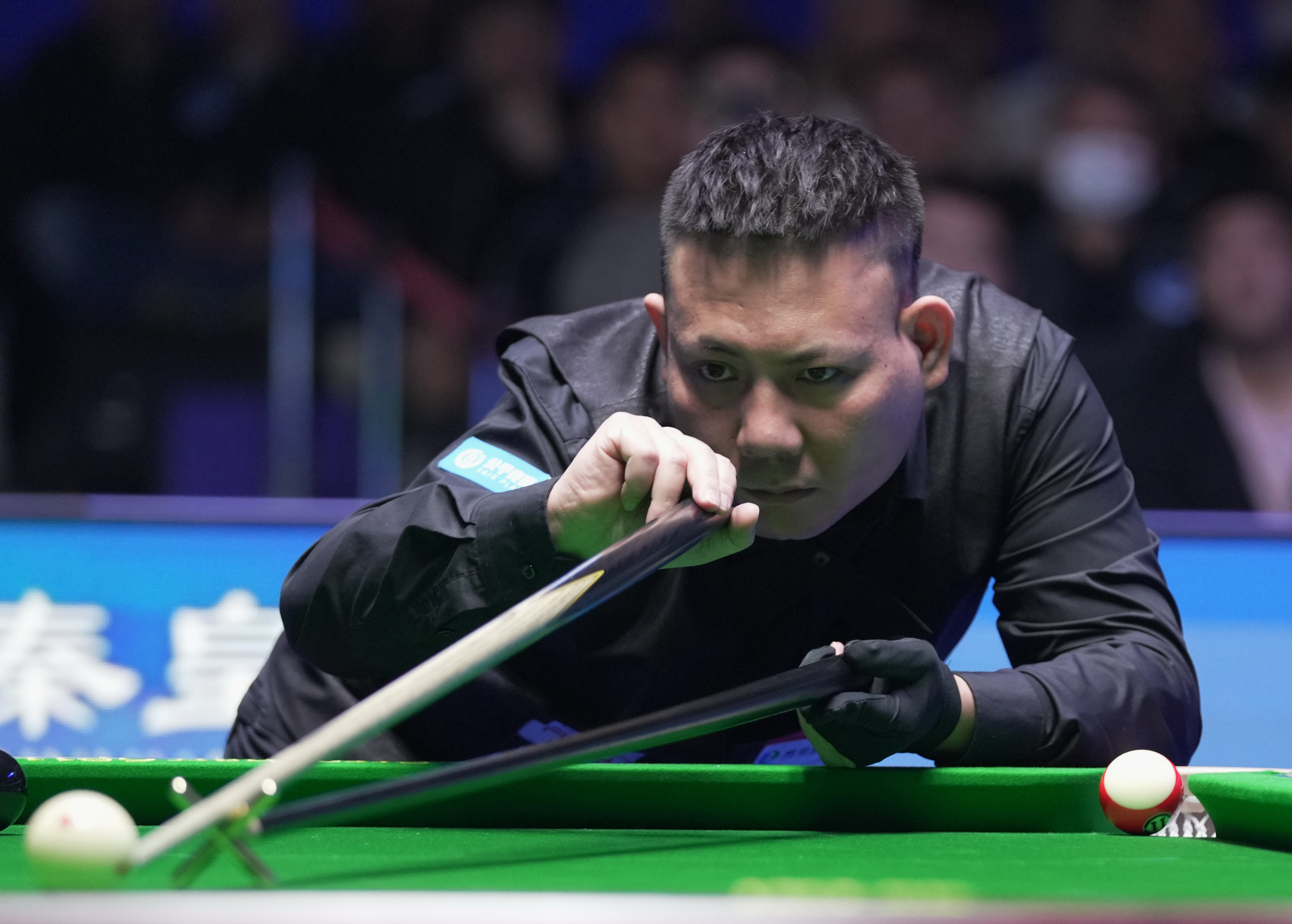 帮助克里斯 帮助克里斯